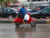 هطول أمطار خفيفة على مدينة كفر الشيخ.. والمحافظة ترفع حالة الاستعداد