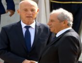 الرئيس التونسى يدخل قصر قرطاج على صوت 21 طلقة نارية 