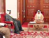 العاهل البحرينى يتسلم رسالة خطية من أمير الكويت حول العلاقات الثنائية