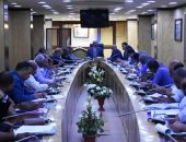 حصر المشروعات التنموية المتعثرة بأسوان.. والمحافظة توجه بإعداد دراسات كاملة