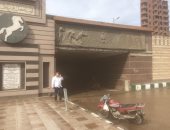 صور.. هطول أمطار بالشرقية والدفع بسيارات الكسح لشفط المياه