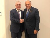 وزير الخارجية يبحث مع نظيره الأذربيجانى العلاقات الثنائية بين البلدين