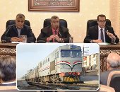 تطوير السكة الحديد والبحث عن بدائل لتعظيم الموارد.. الهيئة: لا اتجاه لرفع أسعار التذاكر وأنفقنا 12 مليار جنيه لتطوير المرفق بـ5 سنوات.. وأشرف رسلان: التعاقد على 800 عربة ثالثة مكيفة "القاهرة ـ أسوان" لأول مرة