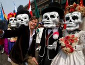 أقنعة مرعبة فى احتفالات "يوم الموتى" بالمكسيك