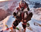 نيبالى يتسلق أعلى 14 قمة فى العالم فى 7 أشهر