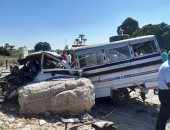 أول صور لموقع دهس قطار لسيارة ركاب بمزلقان بدران فى الأقصر