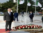 الرئيس الجزائرى يشهد مراسم إحياء الذكرى 65 لانطلاق ثورة نوفمبر 1954