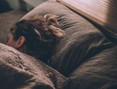5 نصائح لديكور غرفة نوم يساعد على الاسترخاء.. عشان البرد والنوم دونت ميكس