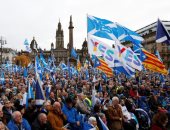 الآلاف ينضمون لمسيرة فى إدنبرة من أجل استقلال إسكتلندا