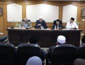 صور.. وكيل الأزهر يستقبل وفد علماء مسلمى"سومطرة الشمالية" بإندونيسيا