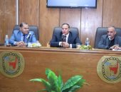 رئيس جامعة سوهاج يطلق مسابقة دعم رواد الأعمال