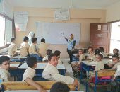 صور.. مبادرة "نور حياة" تنطلق فى مدارس إدارة القرنة التعليمية