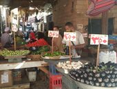 لأهالى أسوان ..تعرف على أسعار الخضروات والفاكهة بعد انخفاضها 30 %.. صور