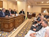 وزير التموين من البرلمان: جميع السلع متوفرة ولا يوجد عجز.. إضافة أكثر من 80 ألف زوجة للبطاقات التموينية.. ولم نحذف أحدا من منظومة الخبز.. التنقية سمحت بضم مواطنين جدد.. ونظام صرف الخبز بحلايب وشلاتين بدون تغيير