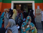 صور.. "صحة المنيا" تنظم قافلة طبية مجانية بقرية اسطال