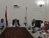 شكوى مواطن من تعديات مقهى ومطعم تطيح بطاقم الإشغالات فى حى العجوزة