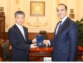 الأمين العام لمجلس النواب يستقبل السفير الصينى بالقاهرة.. صور