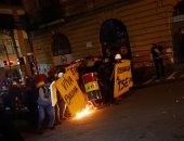 محتجون يحرقون منزل شقيقة رئيس بوليفيا فى إطار خطة للإطاحة به