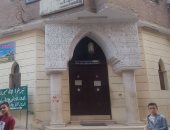 صور.. منزل أحمد زكى بالشرقية تحول لمسجد وجمعية خيرية.. أهالى الحسينية يروون ذكرياتهم مع الفنان و يصفون وفاة "هيثم" بالصدمة.. أبناء عمته: نقيب الفنانين تسرع بعدم وجودنا لاستلام الجثة..والفقيد كان يتواصل مع عماته