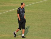 عماد النحاس يحذر اللاعبين من الاستهانة بالجزيرة المطروحى فى كأس مصر