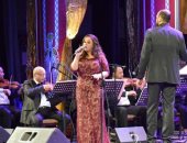 ريهام عبد الحكيم تشعل ختام مهرجان الموسيقى العربية  بأوبرا دمنهور 