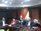 شوبير وحياة خطاب فى حفل تكريم وزارة الرياضة لأول طفل يصعد قمة جبل موسى