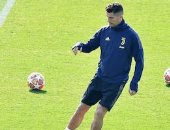 كريستيانو رونالدو يتدرب مع البرتغال ويضع ساري فى موقف حرج