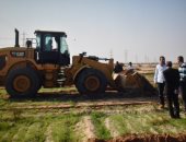 صور .. حملة مكبرة لإزالة التعديات على أراضى أملاك الدولة بقرية أبوجندير بالفيوم