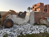 صور.. نائب محافظ الإسماعيلية: إزالة التعديات على 18 فدان والبناء على أرض زراعية