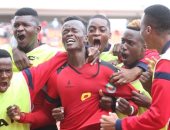 ثعبان "المامبا" يثير التساؤل فى مباراة موزمبيق ورواندا بتصفيات أفريقيا 