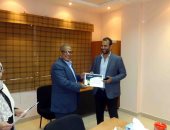 صور.. "مياه سوهاج" تكرم المتميزين ببرنامج المسار الوظيفى