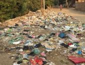 المخلفات تنتشر فى شنشور بالمنوفية.. وقارئ يشكو ويطلب وضع صناديق قمامة