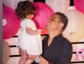 سعد سمير ينشر صورة مع ابنته ويعلق: "الملكة"