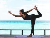 شاهد.. ياسمين صبرى تمارس التمارين الرياضة من جزر المالديف