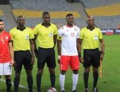 لاعب توتنهام يهدد الاتحاد الكينى بسبب محمد صلاح