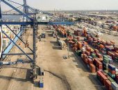 ميناء الإسكندرية يستقبل أول الجرارات الأمريكية الجديدة قبل نهاية نوفمبر.. "جنرال إلكتريك" تشحنه ومتوقع وصوله خلال أيام لتجريبه على خطوط السكة الحديد لمدة شهرين.. والدفعة الأولى تصل بعد اعتماد "النموذج"