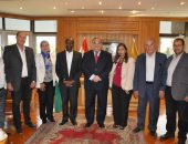 رئيس جامعة حلوان يستقبل وفد جامعة مويدى بكينيا ويؤكد على الاهتمام بالوافدين