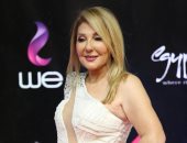 مهرجان القاهرة السينمائي .. نادية الجندي ولبلبة وخالد سليم فى حفل الافتتاح.. فيديو