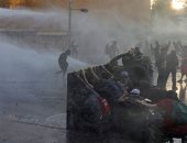 مظاهرات تشيلى لا تتوقف..استمرار أعمال  العنف والشرطة تواجه المتظاهرين بالغاز