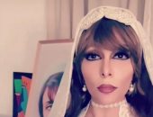فيديو.. ميرهان حسين تتقمص شخصية فيروز احتفالاً بعيد ميلادها
