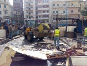 صور.. التصدى للبناء المخالف وإزالة تعديات القلعة بالإسكندرية