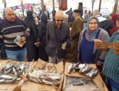 صور.. وكيل صحة الشرقية يشن حملة على أسواق العاشر من رمضان