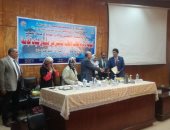 صور.. جامعة حلوان تكرم  الطلاب المثاليين الفائزين بالمسابقة المركزية على مستوى الكليات