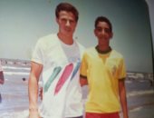 قارئ يشارك بصورة نادرة لمدرب المنتخب الأوليمبى خلال مبادرة "أبيض وأسود وبالألوان"