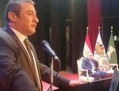 صور.. الرقابة الإدارية بالشرقية تعرض فيلما تسجيليا عن لحظة القبض على مرتشين