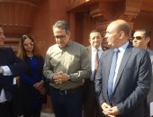 وفد برلمانى يطالب وزير الآثار بإنهاء ترميم سور قصر البارون قبل افتتاحه.. فيديو