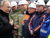 بوتين يفتتح طريق سيارات سريع بين موسكو وسان بطرسبورج