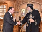 البابا تواضروس يلتقى سفير مصر بأستراليا بالكاتدرائية