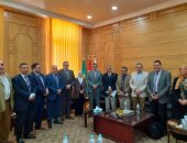 نائب رئيس جامعة بنها يستقبل وفد المركز القومى للقياس بوحدة مشروعات التعليم العالى