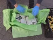 فيديو.. لحظة إحباط تهريب 33 ألف قرص كبتاجون       